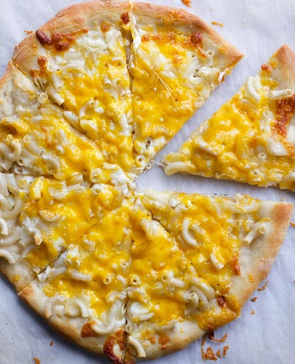Mac and Cheese Pizza