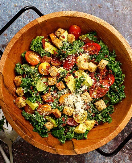 Kale Caesar Salad with Turkey Bacon and Tomatoes