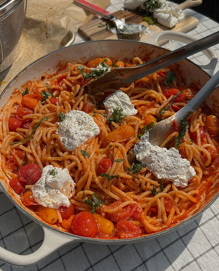 Easy Roasted Tomato and Garlic Spaghetti (Vegan, Gluten Free)