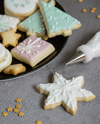 Royal Icing (With Fresh Egg Whites)