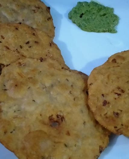 खस्ता पूरी (khasta puri recipe in hindi)