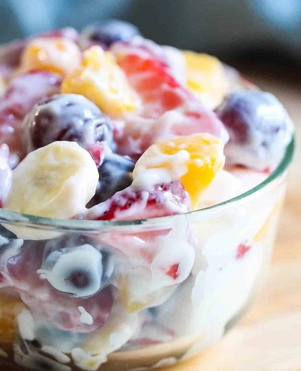 Creamy Yogurt Fresh Fruit Salad Recipe