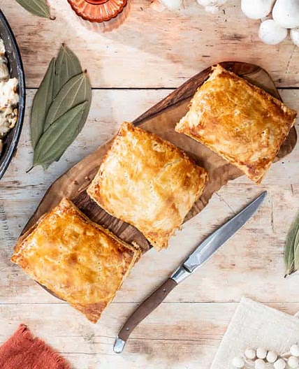 Creamy Chicken and Mushroom Pasty with Puff Pastry