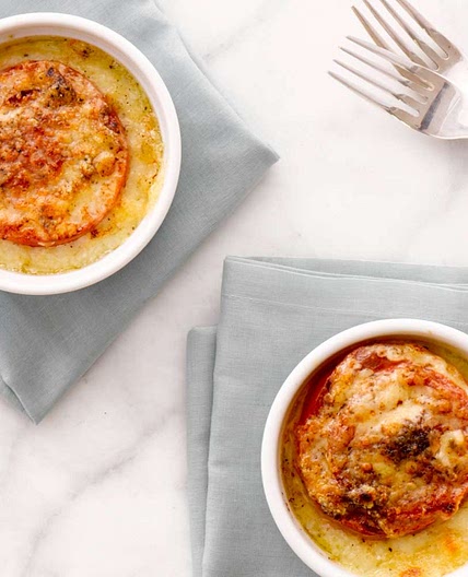 Martha's Grits With Broiled Tomatoes