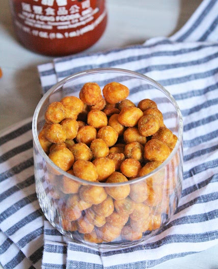 Honey Roasted Sriracha Chickpeas