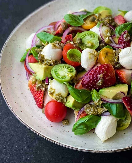 Tomato Bocconcini Salad with Caper Vinaigrette