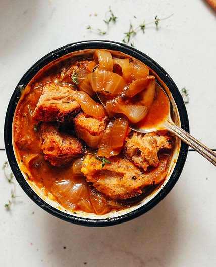 1-Pot French Onion Soup (Vegan!)