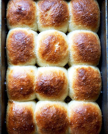 No-Knead Buttermilk Pull-Apart Rolls