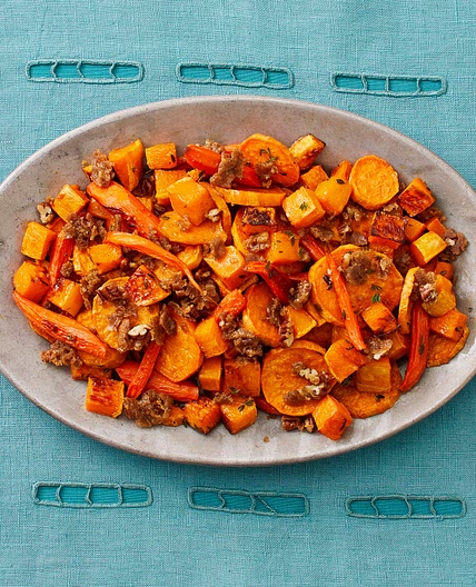 Roasted Vegetables with Pecan Crumble