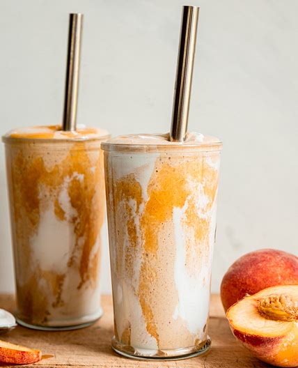 Vegan Peaches & Cream Smoothie