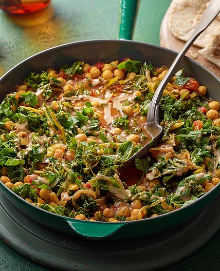 Quick chickpea braise with kale and harissa