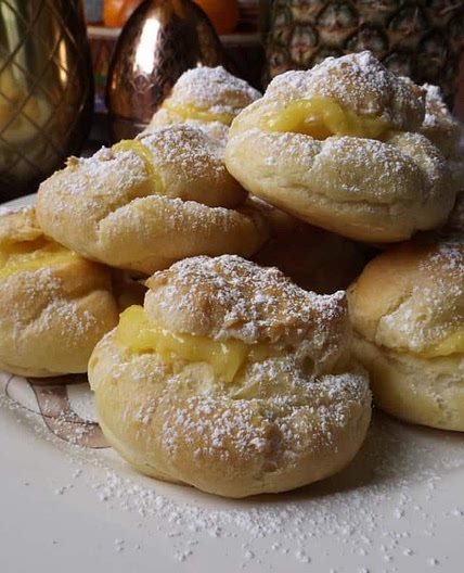 Pineapple Cream Puffs(Profiteroles)