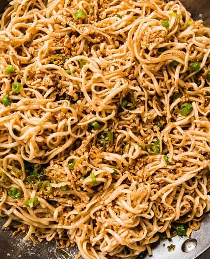 Crazy Good Quick Garlic Noodles