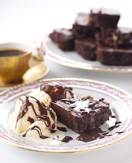 Flourless Chocolate Brownies With Hot Chocolate Sauce