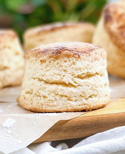 Homemade Buttermilk Biscuits