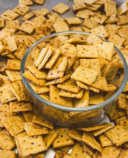 Seasoned Crackers