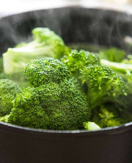 How to Steam Broccoli Perfectly Every Time