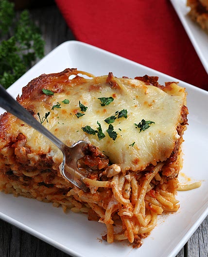 Cheesy Beefy Baked Spaghetti