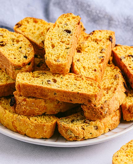 Cheddar Biscotti