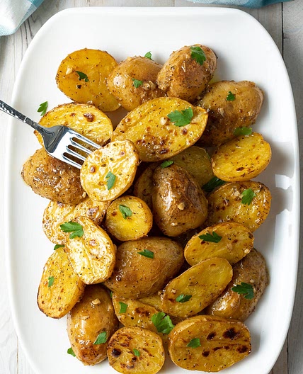 Lemon and Garlic Roasted Potatoes