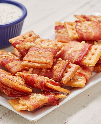Bacon Parm Crackers