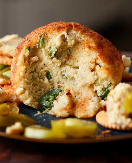 Jalapeño Popper Cheese Ball