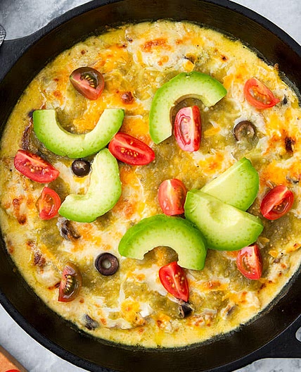 Keto Green-Chile Chicken Enchilada Casserole