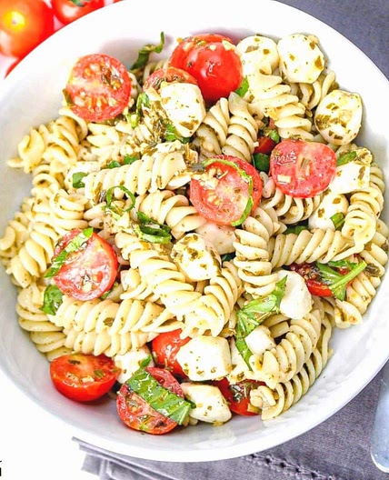 Caprese Pesto Pasta Salad Recipe