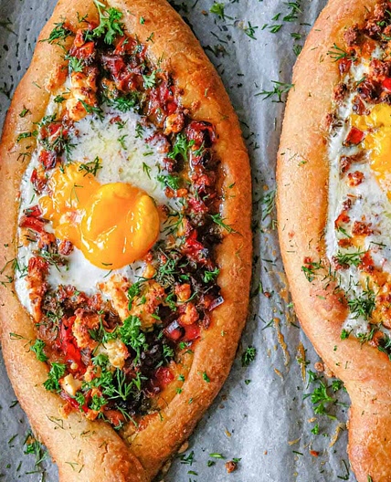Shakshuka Bread (Shakshuka + Georgian Khachapuri)