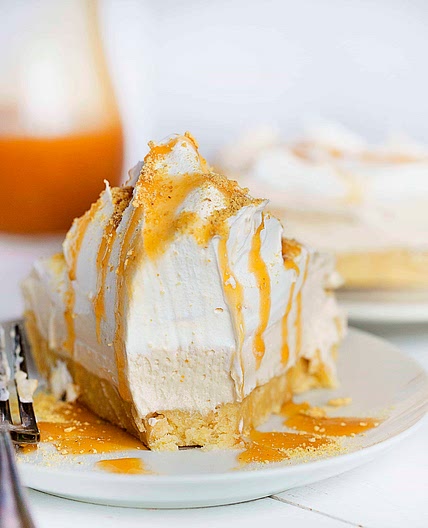 No-Bake Caramel Shortbread Pie