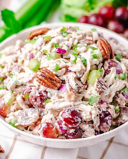 Chicken Salad with Grapes and Pecans