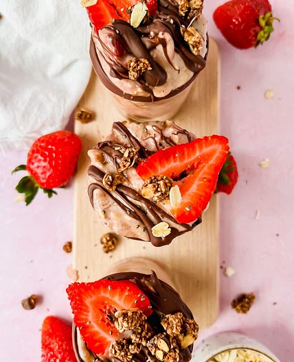 Chocolate Strawberry Overnight Oats