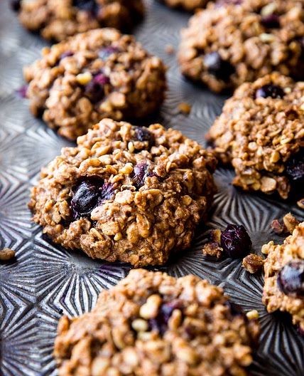 Blueberry Banana Breakfast Cookies
