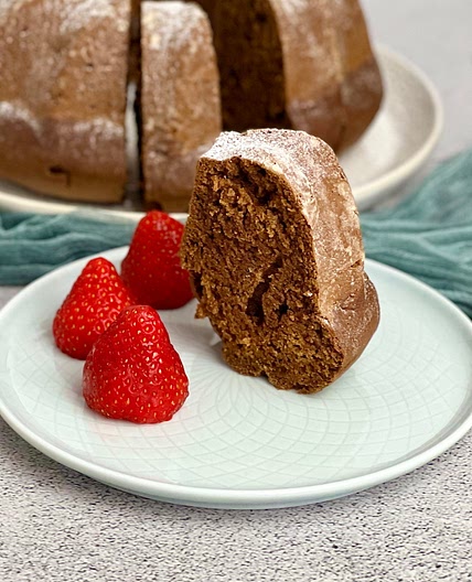 Vegan Torta de Miel Negra (Paraguayan Molasses Cake)