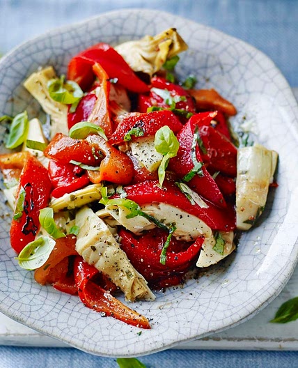 Roasted red pepper and artichoke salad