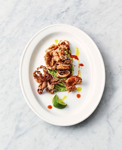 Crispy squid & smashed avo