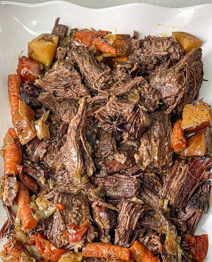 Tender Slow Cooked Roast Beef