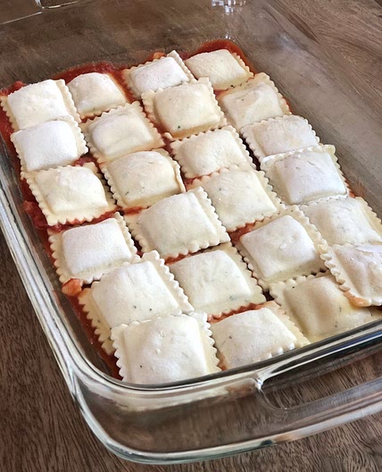 Lazy Lasagna (Cheesy Baked Ravioli)