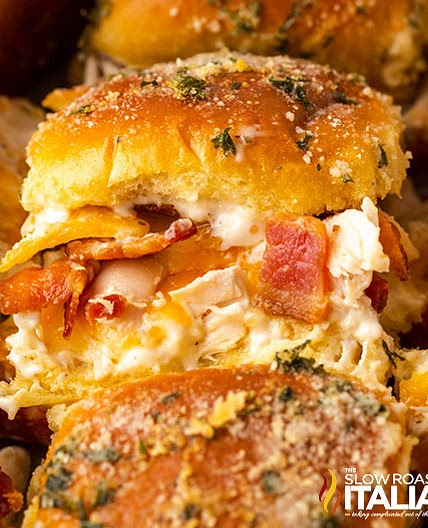 Chicken Bacon Ranch Sliders (Easy Tailgating Recipe)