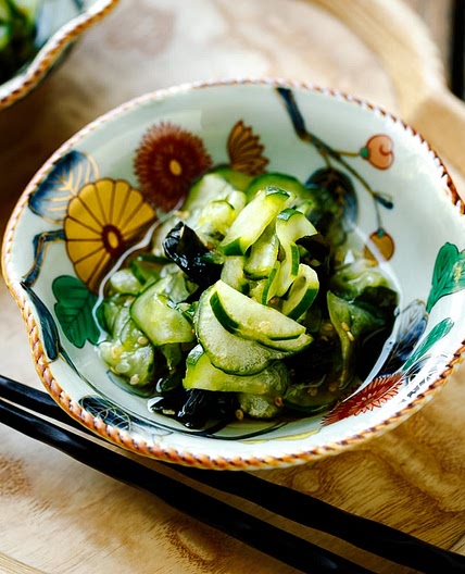 Japanese Cucumber Salad (Sunomono)