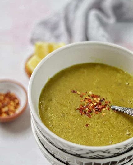 Easy Mediterranean lentil soup