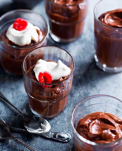 Healthy chocolate mousse