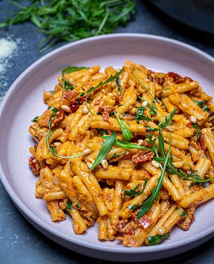Creamy Goat Cheese Pasta with Sun-Dried Tomatoes
