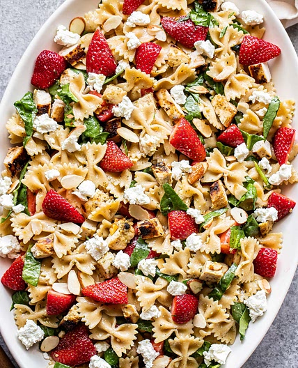 Strawberry Chicken and Spinach Pasta Salad