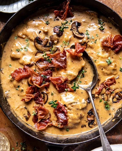Smothered Chicken in Mushroom Wine Pan Sauce