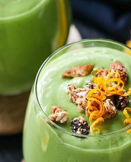 Coconut & Citrus Green Smoothie