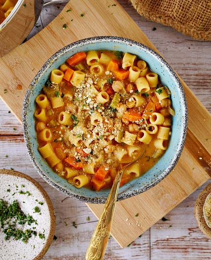 Pasta e Ceci (Pasta With Chickpeas)