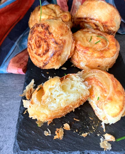 Savoury Cheese Puff Pastry Swirls