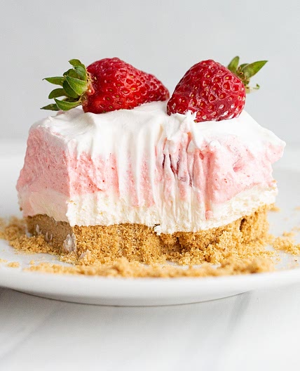 Strawberry Lasagna