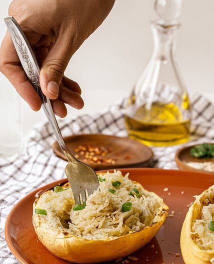 Alfredo Spaghetti Squash